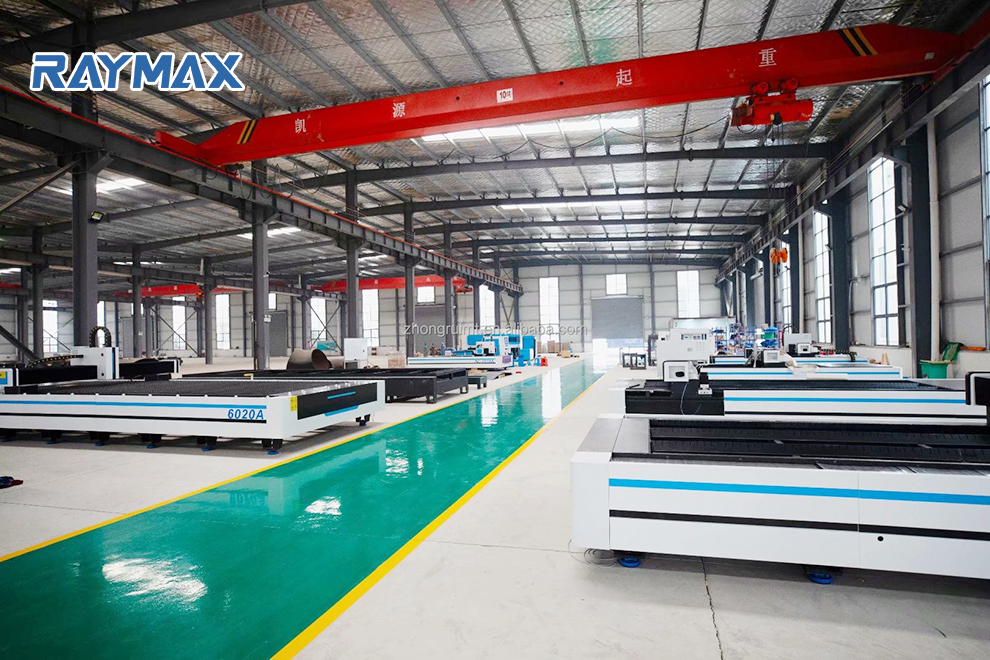 Prezzo della macchina da taglio laser cnc per lamiera a buon mercato 400w 600w in Cina